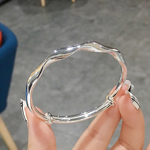 新款潮流百搭小众高级感手镯女手链礼物送女友送闺蜜 M841【平安锁铃铛手镯】