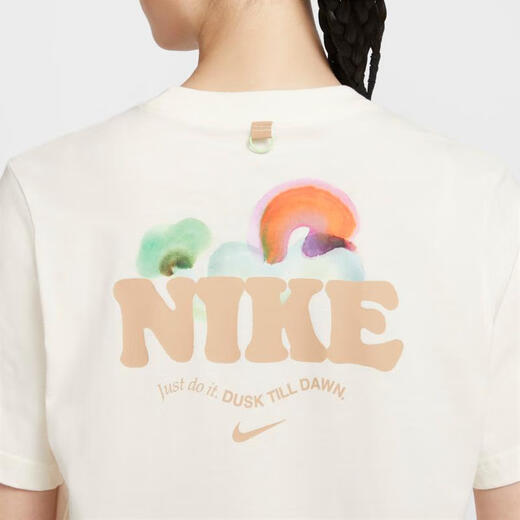 Nike (Nike) Sportswear Essential Damen-T-Shirt HF6180-133 S