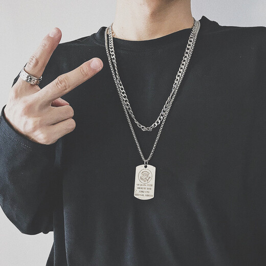 European and American style street fashion brand disco necklace for men and women, trendy ins pendant, hip-hop personality, cool sweater chain, student simple multi-layered couple necklace, simple medium chain + long tag