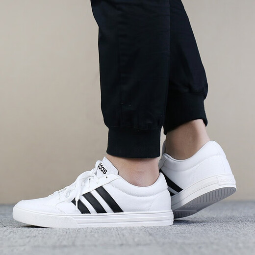 [70% nuevo] Adidas Adidas Autumn 2018 Serie de baloncesto masculino Vs Set Basketball Shoes AW3889 Tamaño 39.5