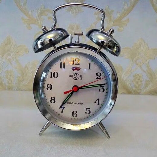 WCZ Mecánico despertador Mecánico Pure Mechanical Super gran volumen Hendeshoe Reloj Vintage Retro Retro Nostálgico Manual creativo Bobinado 867 Gold Mechanical Trompeta