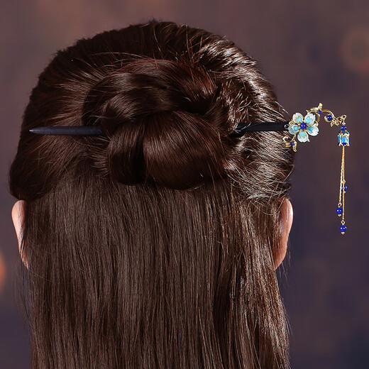 Yanyu Jiangnan ancient style step-waving hairpin for women in ancient costume, New Year's temperament, small and fresh hair accessories, coiled hair, hair accessories, hairpin length 18 cm, 1 piece