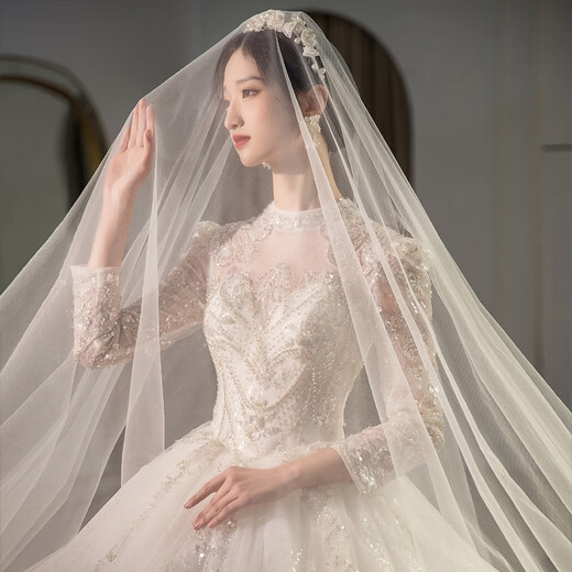Robe de mariée de maquillage rouge 2025 Nouvelle mariée du corps principal Bodal Tapon de l'industrie lourde haut de gamme Français manches extérieures Champagne Light Champagne M Full M M