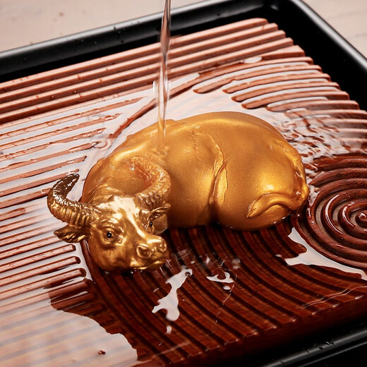 Jieyi's color-changing tea pet ornaments, creative boutique tea toys, can raise tea treasures, Kung Fu tea set accessories, tea ceremony, lucky cow, change the world, color-changing tea pet, cow, gold