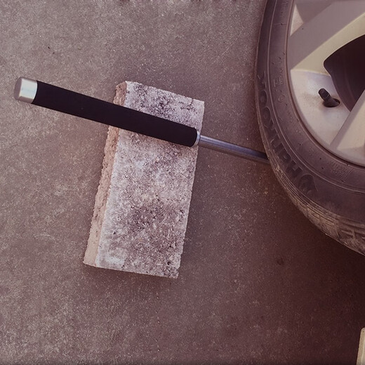 Savage Valley mold steel, solid dog-fighting stick, anti-dog stick, self-defense weapon, legal portable retractable stick, security, Hummer reinforced 26-inch black, extends 65CM, can break bricks