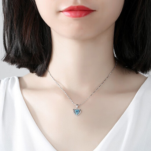 Ji Shizhe (GIEVSZHE) pt950 platinum platinum necklace women's clavicle chain pendant jewelry 520 Valentine's Day birthday gift for girlfriend and wife, light luxury model - inlaid with eight hearts and eight arrows bright zirconium, free engraving