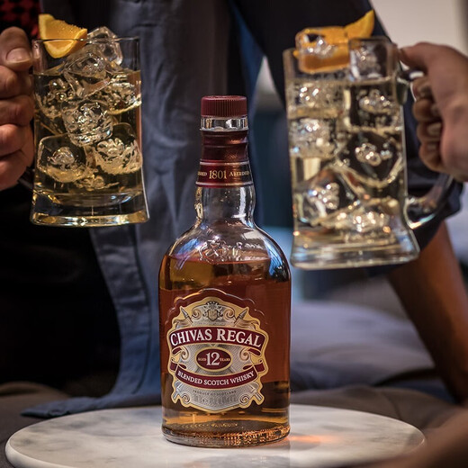Chivas Regal 12-jähriger Whisky aus Chivas Original importiert Wein, Spirit Alkohol, Alkohol, One Size UK, Single Flasche, 1l