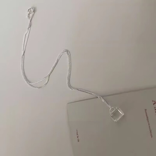 Feishengji 18K gold crystal pendant Nizi Ouni coldframe transparent white lock necklace 925 silver small platinum crystal necklace