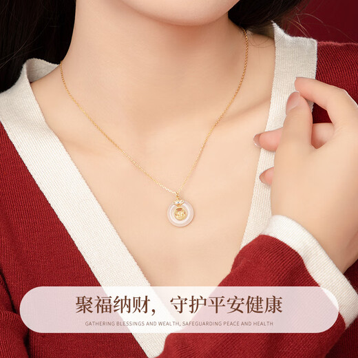 Lao Fengxiang's twelve zodiac signs silver necklace for women, chalcedony safety buckle pendant jewelry, birthday and anniversary gift for girlfriend and wife, zodiac sign, rat, Lao Fengxiang brand gift box
