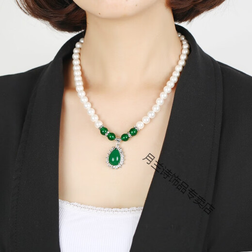 Pearl necklace for middle-aged and elderly women, short style for mom, elegant, simple, cheongsam, clavicle chain jewelry, round pearl style