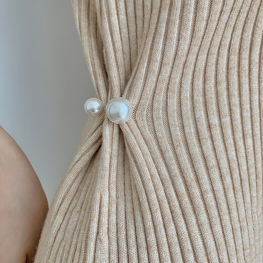 Idel fixed clothing collar button, waist button, artifact neckline, invisible anti-exposure buckle, imitation pearl brooch, cardigan pin accessories, Japanese simple temperament collar button set of three XZ0002