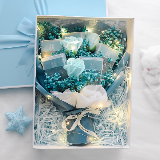 Ins Douyin same style Douyin creative gift men's tea bouquet for boyfriend practical birthday gift full of stars finished long-distance relationship gift box + handbag. Blue. Type A