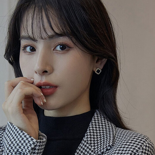 Jiuvia 925 Silver Needle Stud Earrings for Women 2021 New Pearl Earrings Trendy Korean Style Simple Internet Celebrity Temperament High-end Ear Jewelry JYD0137 Black Flash Diamond Earrings