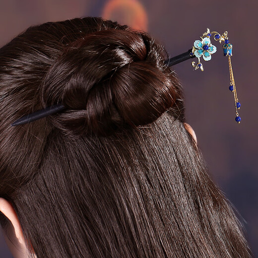 Yanyu Jiangnan ancient style step-waving hairpin for women in ancient costume, New Year's temperament, small and fresh hair accessories, coiled hair, hair accessories, hairpin length 18 cm, 1 piece