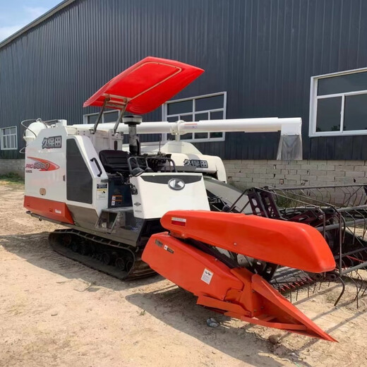 
Kubota 688Q 68 horsepower crawler combined grain harvester harvester wheat soybean soybean soybean sorghum small