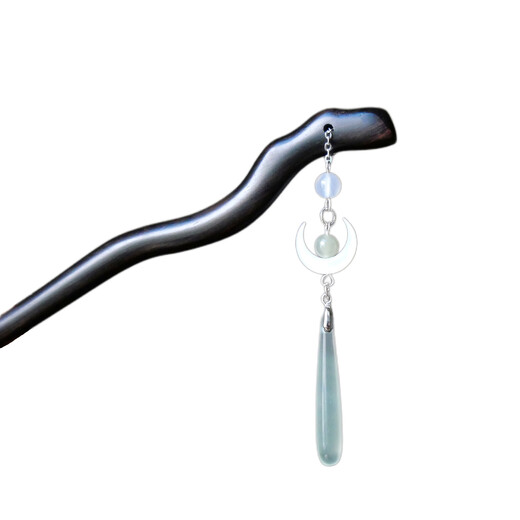 The moon rises over the sea. Chinese-style ebony hairpins for updos and Hetian jade tassel hairpins, high-end niche hairpin gift box