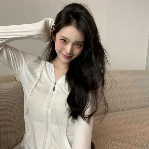 
Daienwei Hooded Top for Women in Autumn Long Sleeve T-shirt Small Short Sports Sweater Casual Slim Zipper Jacket Shorts 679 Flower Gray S 75-90Jin [Jin equals 0.5 kg]