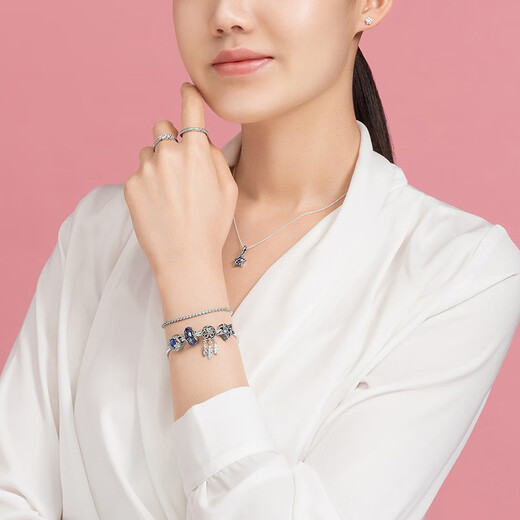 PANDORA blue shiny snowflake beaded button type ice and snow high-end exquisite diy beaded birthday gift for girlfriend Blue shiny snowflake Onesize