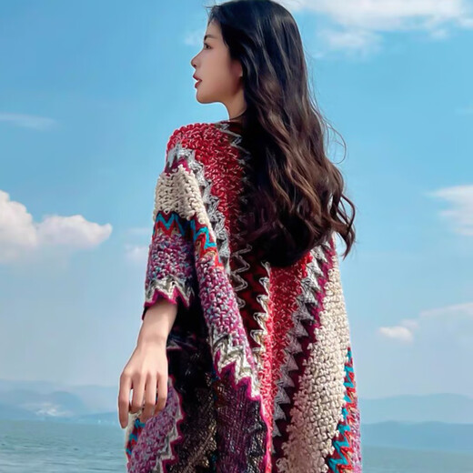 
Female shawl with a female shawl with Yunnan Lijiang Qinghai Xinjiang Tibetan ethnic style tourism cloak cloak blanket scarf for women shawl [red rose splicing]