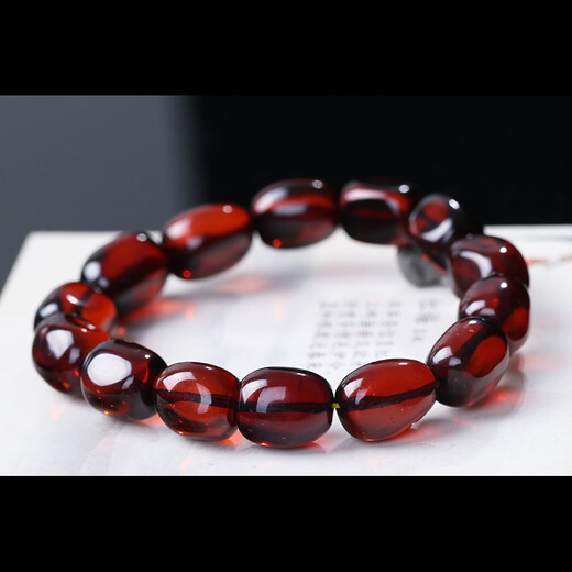 Wanjun natural amber beeswax blood amber bracelet Buddha beads bracelet wine red 3A high purification water flawless follow the shape of the road is pure medium size bead diameter about 11*14mm