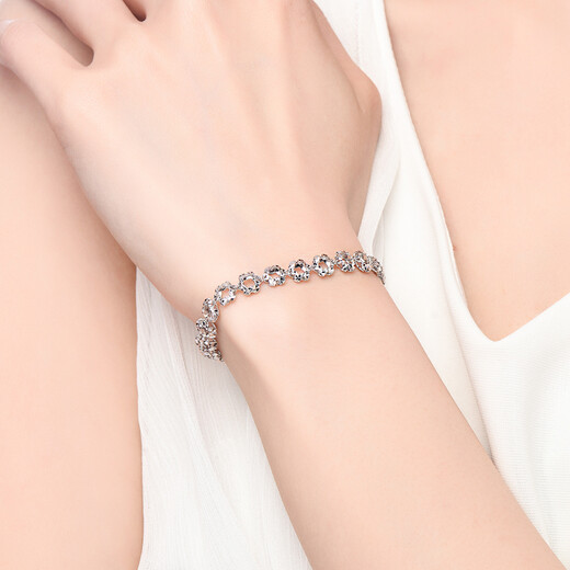 Yuan Shengfu's new PT950 fashionable hollow flower platinum bracelet, fashionable women's platinum bracelet, adjustable, 6.57 grams, length 16-18m adjustable