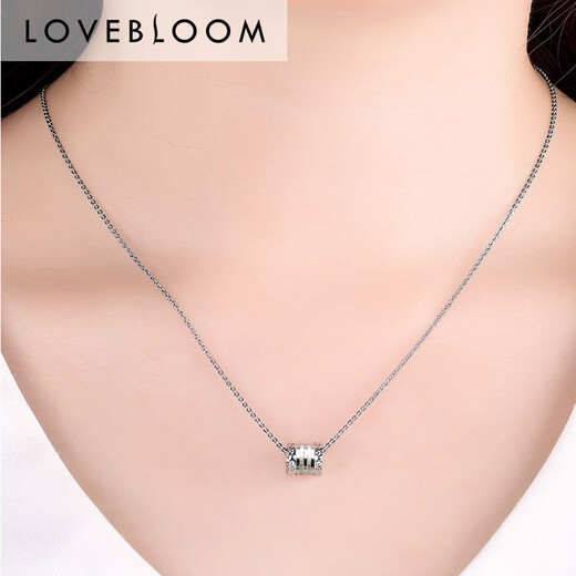 Blooming love (LOVEBLOOM) platinum small waist pendant PT950 necklace pendant gold pendant platinum transfer bead platinum clavicle chain gold necklace small waist pendant about 2.5 grams with silver chain