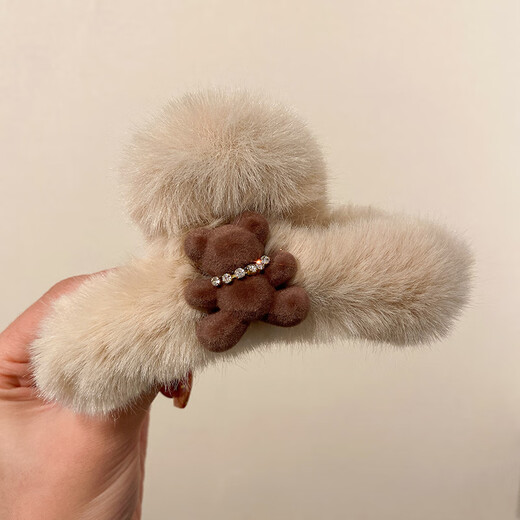 Korean ins cute bear plush grabber female cute hairpin autumn and winter temperament back head shark clip tassel white