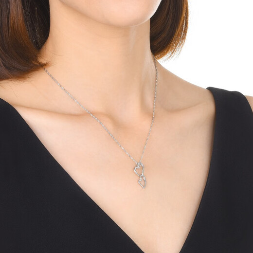 Chow Sang Sang Pt950 platinum heart-to-heart pendant without platinum necklace 56482P Price 2.22 grams (including labor cost 200 yuan)
