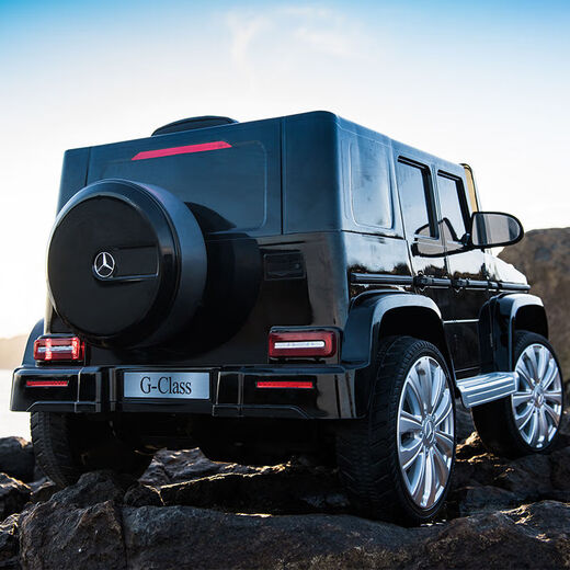 Berejia Benz Kinder-Elektroauto, Allrad-Spielzeug mit Allradantrieb, kann sitzen, Baby- und Kinderschaukel, Fernbedienung, Offroad-Lade-Kinderwagen, Flaggschiff, schwarz + weiche Räder, Allrad-Ledersitz, Schaukel, Bluetooth-Musik, vollständige Konfiguration