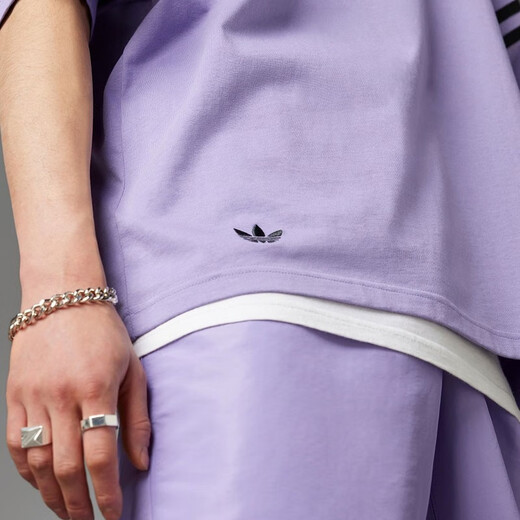 Adidas Clover T-shirt à manches courtes pour hommes 2025 Été Nouvelles vêtements de sport lâche rond coule décontracté à épaule basse supérieure demi-manche coton pur hr3291 violet s