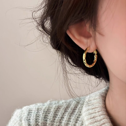 LANSILL Cold Style Gold Pigment Hoop Earrings High-end Niche Earrings 2025 New Temperament Hoop Earrings Fashionable and Versatile E3755 Cold Style Hoop Earrings