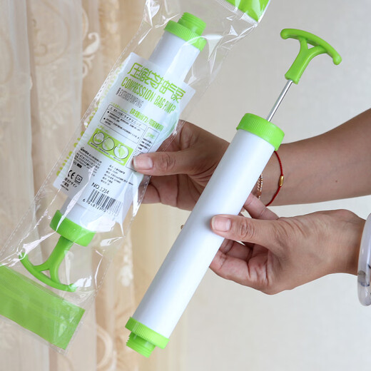 Manual pump compression bag air pump vacuum bag hand-operated air pump air pump storage bag manual air pump green and white external thread interface