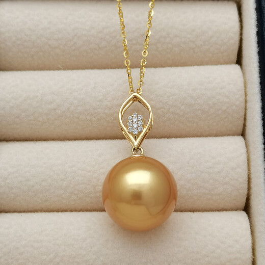 Haitong South Sea gold bead pendant 18K gold holder gold leaf seawater pearl necklace single round golden clavicle chain for women 12-13mm almost flawless