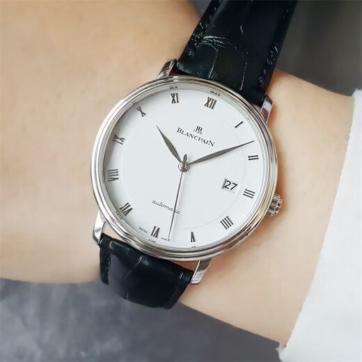 [Second-Hand 99 New] Blancpain Classic Series fünfzig Fathoms-Serie Satin Frosted Edelstahl Titan Cermet Fashion Casual Business Belt Automatikmaschinerie Fünfzig Männer Watch Classic Serie 6223-1127-55a 38 Uhrendurchmesser Full Set Full Set