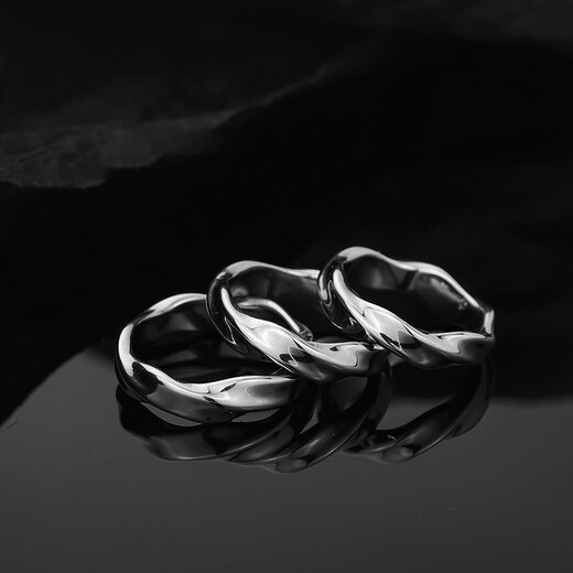 Cai Leia titanium steel Möbius ring ring for men, trendy niche design, men's single ring, simple and personalized student tail ring, titanium steel non-fading endless ring