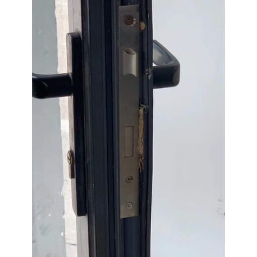 
Puli Pula Plastic Steel 9225 Old-style lock body hand lock 8535 double-open door 8530 swing door balcony door lock core broken No. 6 extended 8535 multi-point lock body square hole 35-45MM universal type without key