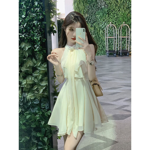 Yi Jingxuan (Yijingxuan) Célébrité française Robe de mousseline de mousseline sans manches à la taille irrégulière sans manches à l'été