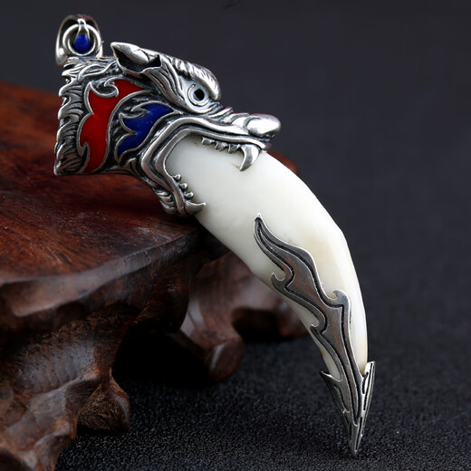 FANISHA Men's Necklace Wolf Tooth Pendant Zodiac Year Domineering Transport Jewelry Birthday Gift New Year Niche Wolf Tooth Necklace