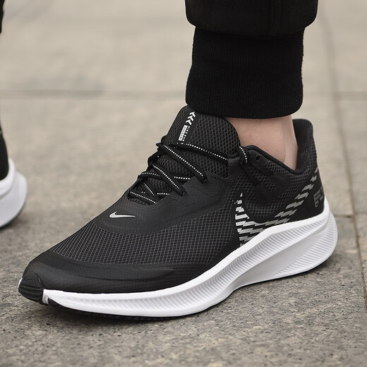 耐克（NIKE）男鞋秋季新款运动鞋QUEST低帮轻便网面透气休闲鞋缓震耐磨跑步鞋 DA1105-006/QUEST 4/黑色 44