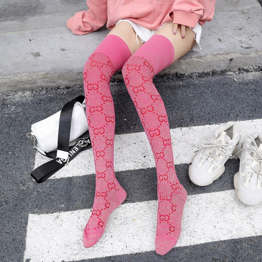 Ji Yafu European and American bright silk knitted mid-length stockings over the knee thickened beautiful legs pile socks lettering women Korean trend pink (bright silk over the knee style) one size