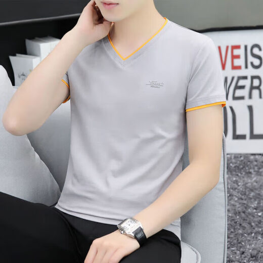 Dirección simple de verano Camiseta de manga corta de manga corta para la juventud de hombres.