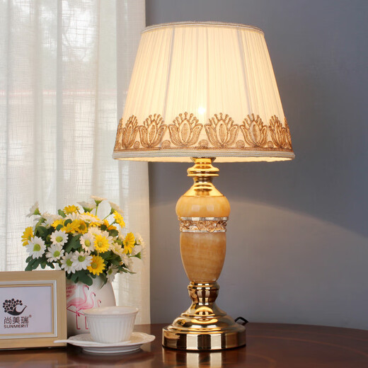 Shangmeirui Europäische leichte Luxus-Tischlampe Jade warme und modische Schlafzimmer-Nachttischlampe Wohnzimmer Hotelzimmer Villa Marmordekoration TY06-719 Jade gewöhnliche 5W LED-Glühbirne