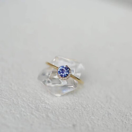 Luxurious new model inlaid with natural tanzanite and diamonds, retro gold-plated open ring for women, simple temperament ring, tanzanite, yellow gold, adjustable opening