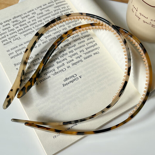 Sarah Deer Korean FRANCE gold label headband pressed hairpin French retro leopard print tortoise color hairband suitable for wearing glasses black