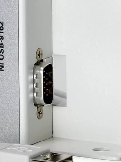 NI USB-9162 779471-01CompactD C series USB single module outer box