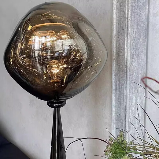 Zhongshuai high-end lava floor lamp post-modern light luxury living room bedroom study room decoration creative atmosphere Italian style H155 pearl black + smoke gray lampshade remote control dimming