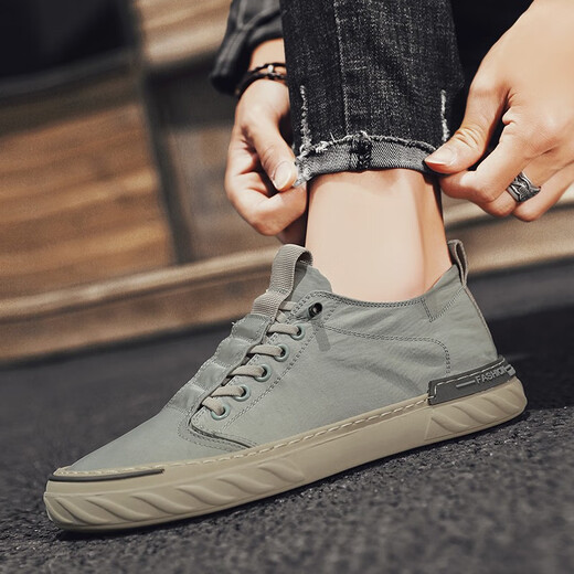
DOLLVAN 2025 spring and summer new men's shoes waterproof non-slip ice silk breathable casual lazy people pedal fashionable and versatile board shoes W838 green 39