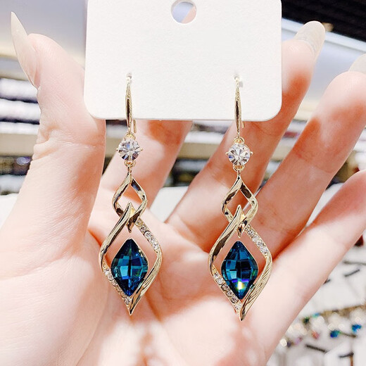 Idel Baroque Earrings 2025 New Trendy Retro Earrings Feminine Long Style Internet Celebrity Ear Studs Fashion Accessories Geometric Prismatic Synthetic Crystal Earrings E0018