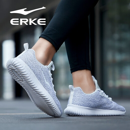Hongxing Erke Chaussures masculines Mesh Summer Sports Bustable Sports Chaussures hommes 2025 Nouvelles chaussures en maille Soft Sole Dad Chaussures Casual Chores Men 4126 Blanc / Gris clair (Flying Flying Supt) 40 Assurance qualité