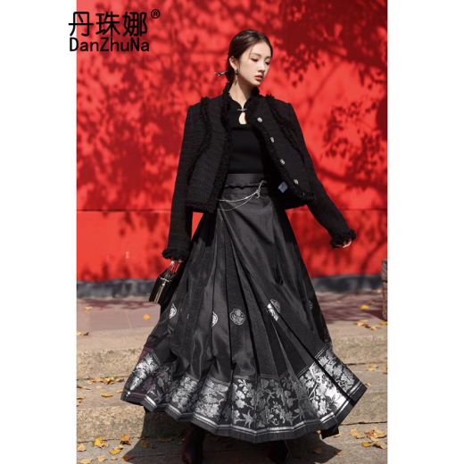 丹珠娜（DanZhuNa）马面裙全套装秋季新中式连衣裙日常可穿上班汉服改良版长裙套装女 2679黑色上衣+红色马面裙 S